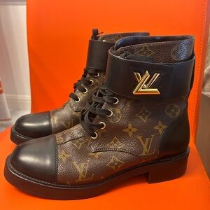 Louis Vuitton Calfskin Wonderland logo Ranger Ankle Boots